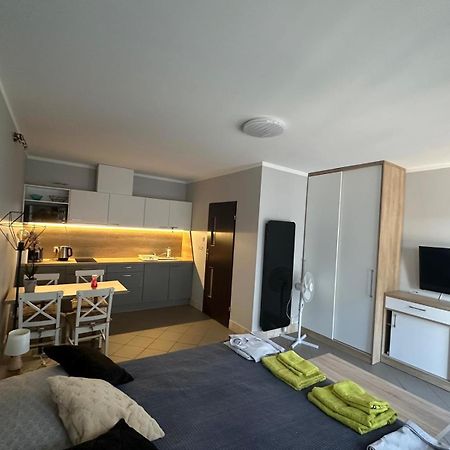 Apartamenty Typu Studio 50 Metrow Od Morza Устроне Морске Екстериор снимка