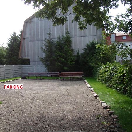 Apartamenty Typu Studio 50 Metrow Od Morza Устроне Морске Екстериор снимка