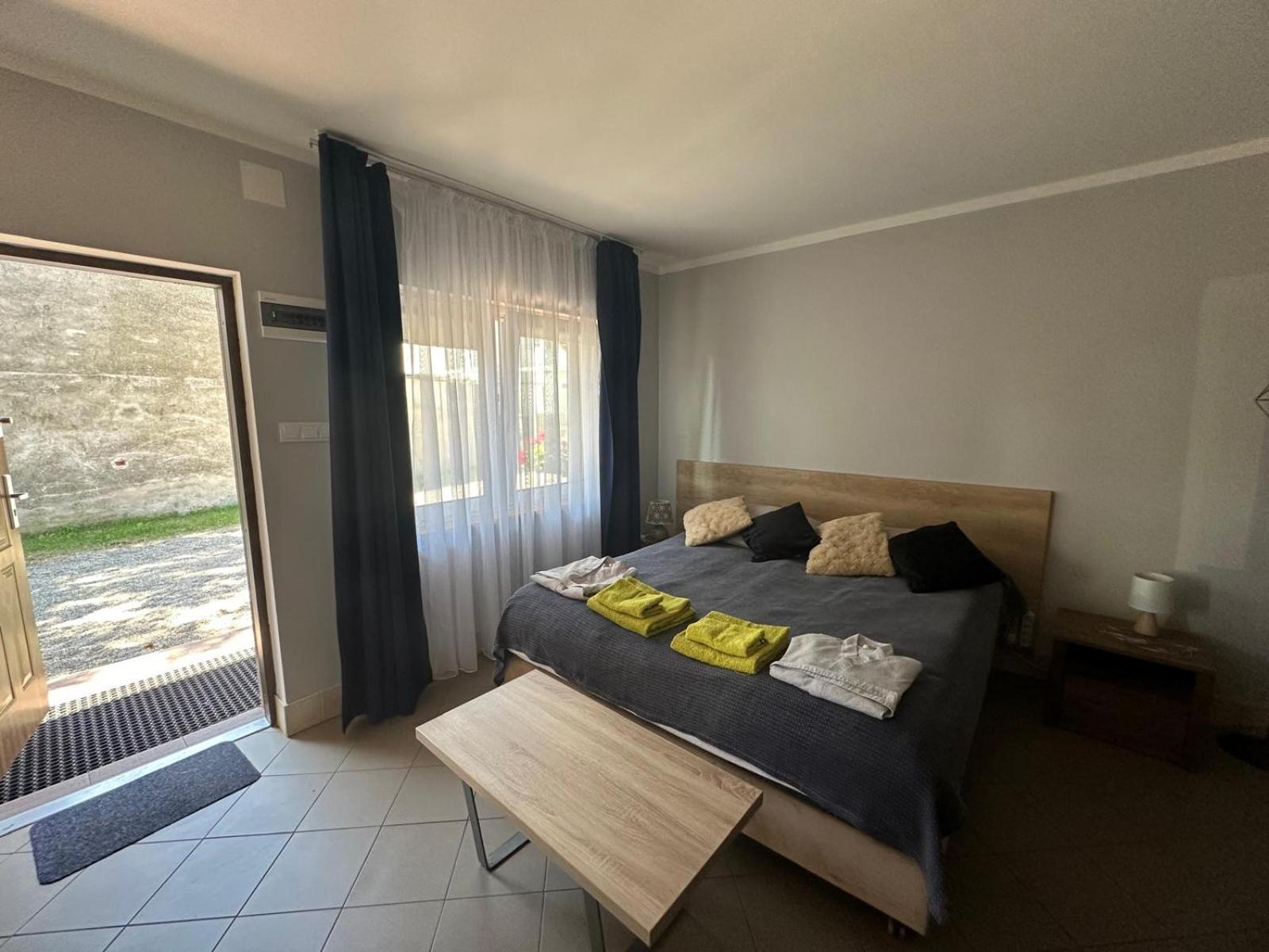 Apartamenty Typu Studio 50 Metrow Od Morza Устроне Морске Екстериор снимка