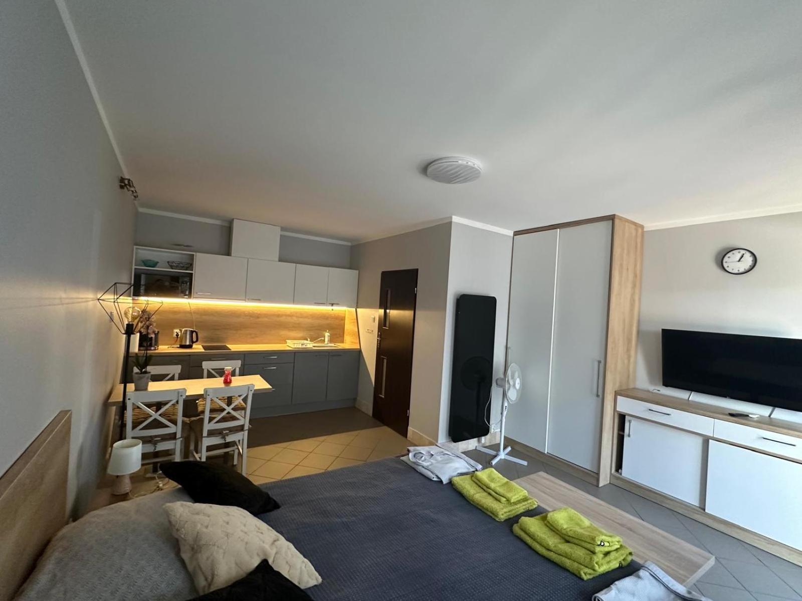 Apartamenty Typu Studio 50 Metrow Od Morza Устроне Морске Екстериор снимка