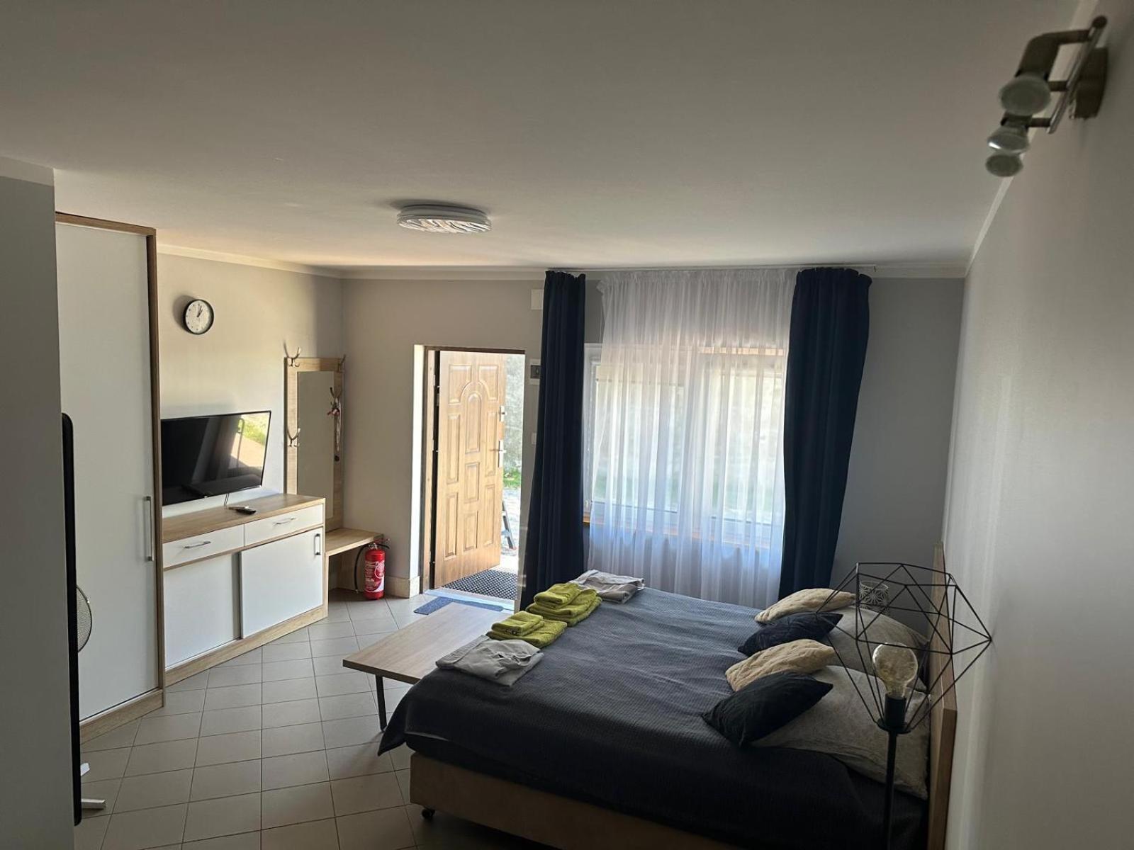 Apartamenty Typu Studio 50 Metrow Od Morza Устроне Морске Екстериор снимка